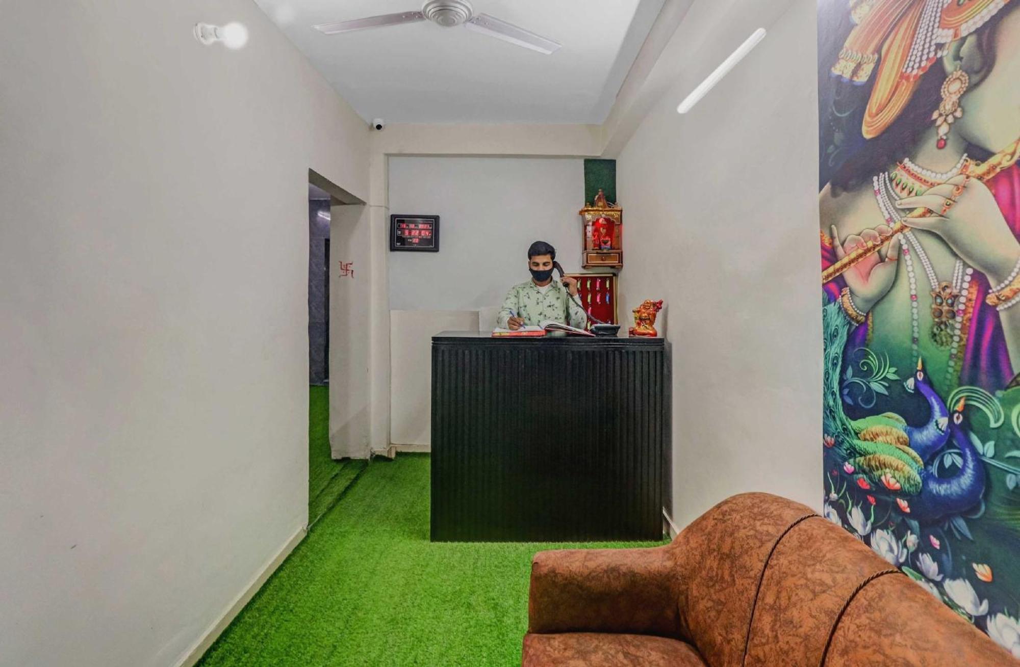 Super Capital O Moody Inn Delhi  Eksteriør billede