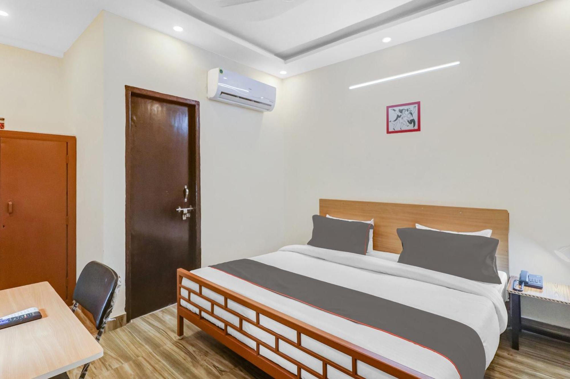 Super Capital O Moody Inn Delhi  Eksteriør billede