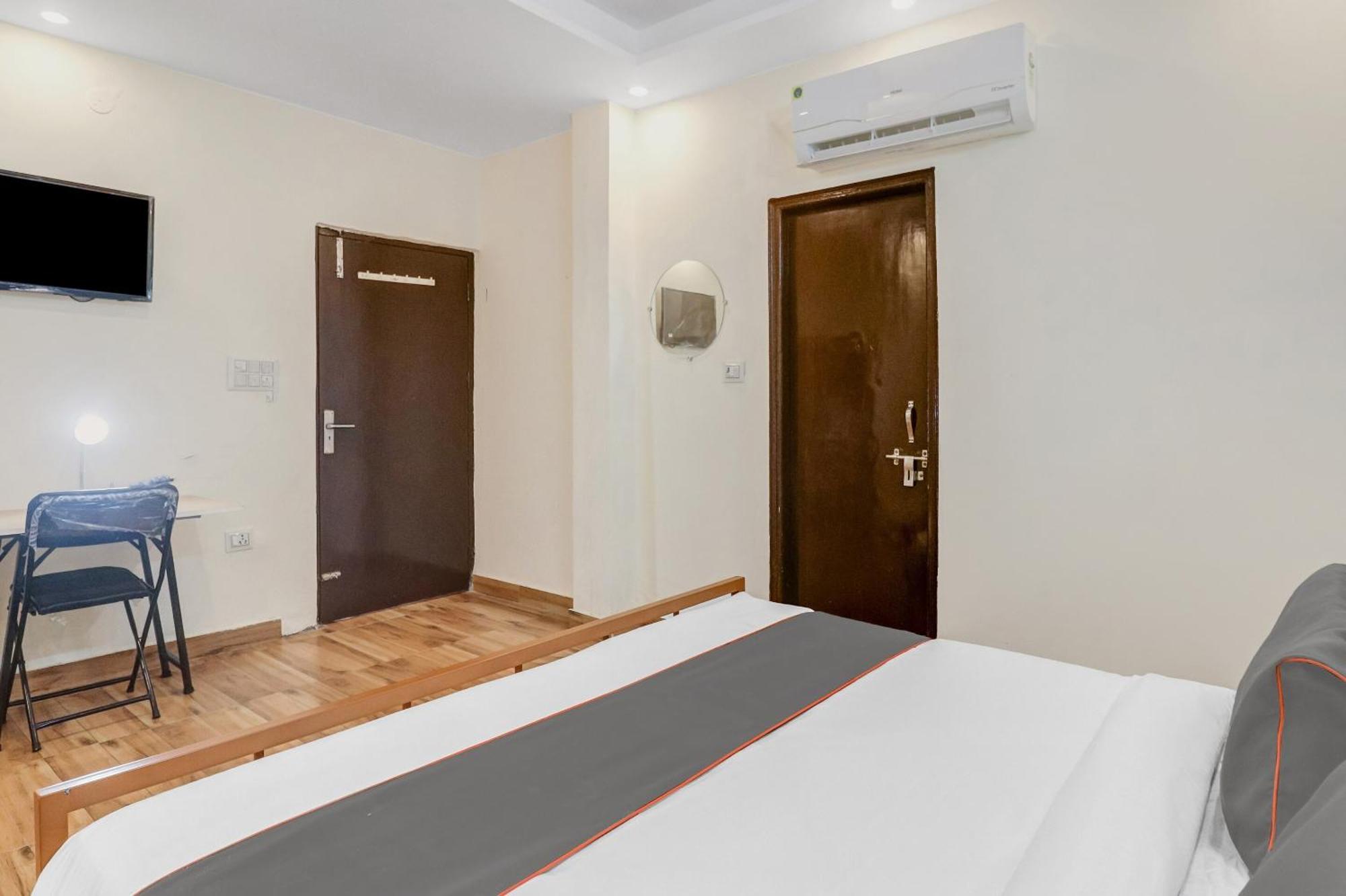 Super Capital O Moody Inn Delhi  Eksteriør billede
